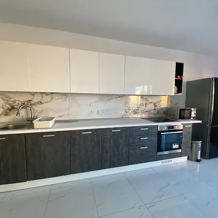 Aurora Penthouse Malta Gzira